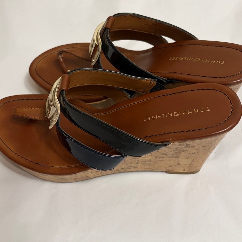 Tommy Hilfiger Women's Black and Tan Sandals - Picture 2 of 9